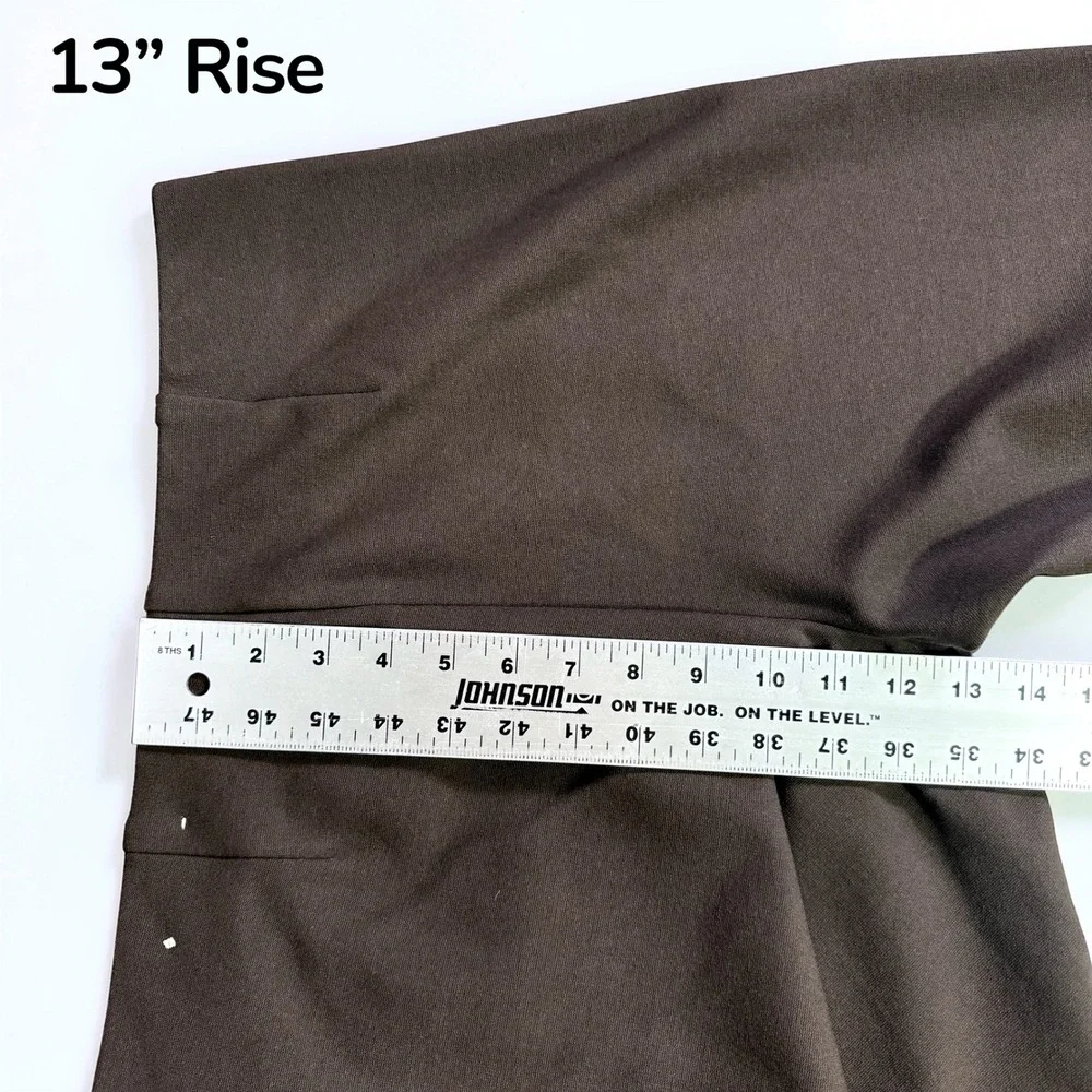 Chicos Brown Pull On Straight Leg Tummy Control Pants Size 1 US 8 High Rise - Picture 7 of 9